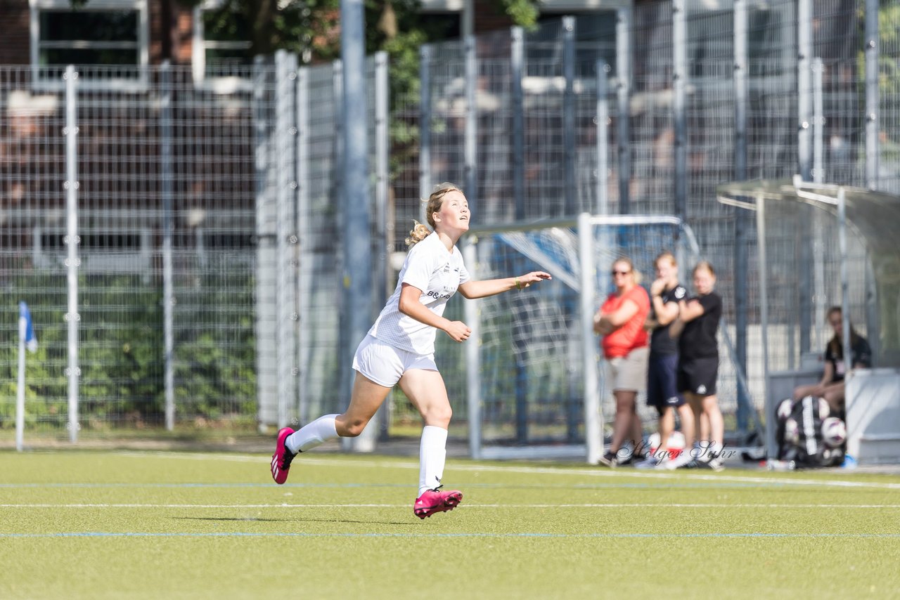 Bild 169 - wBJ Alstertal-Langenhorn - SV Henstedt-Ulzburg : Ergebnis: 4:1